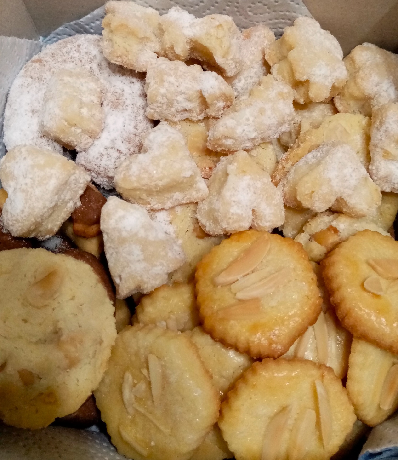 Charitativní sbírka vánočního cukroví pro zaplavené Jesenicko - prosinec 2024